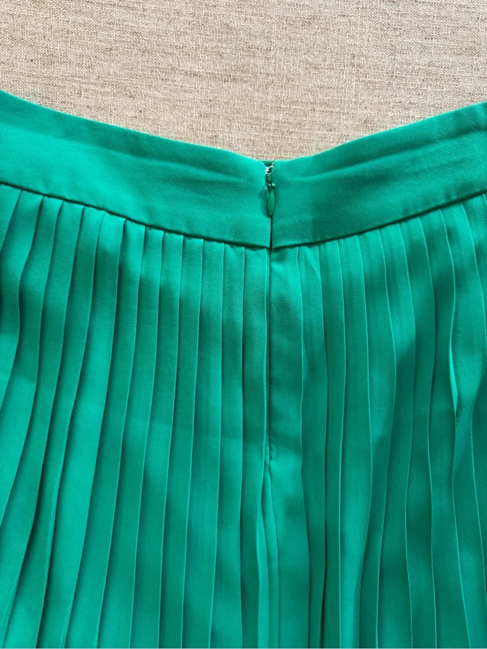 J. Crew Emerald Green Pleated Midi Skirt - Picture 2 of 3